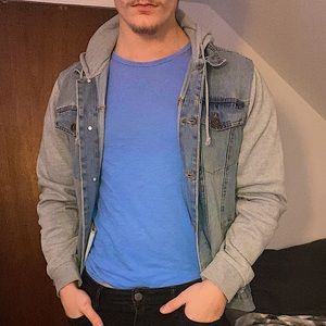 Jean jacket with hood